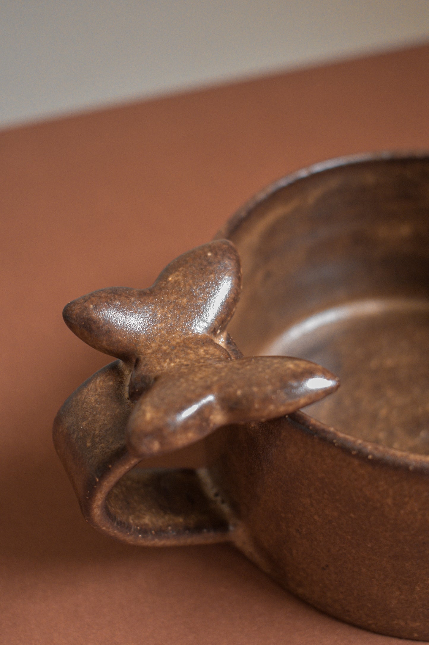 Butterfly Mug Chestnut