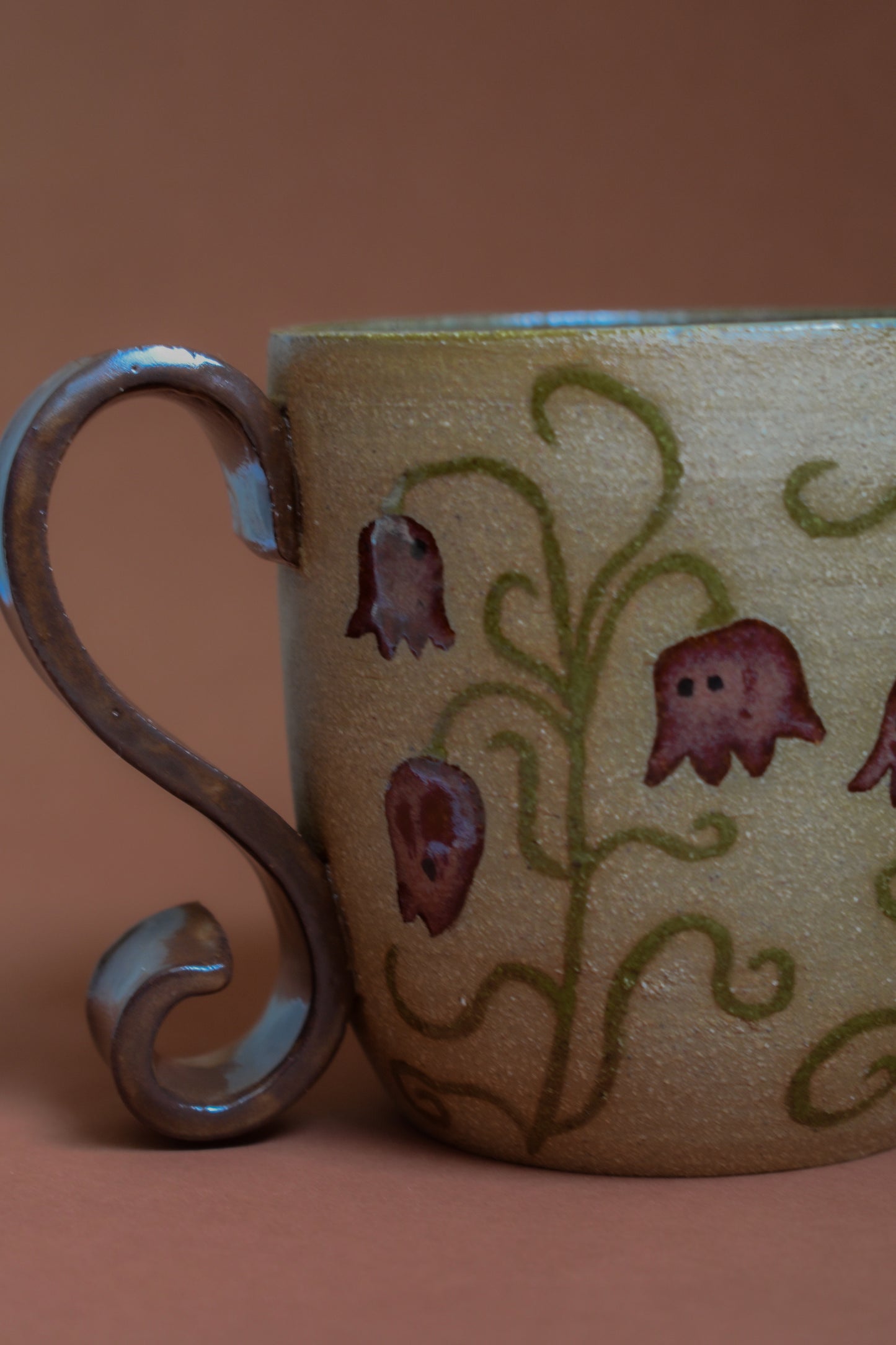 Checkered Lilly Mug